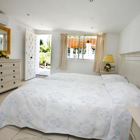 Exclusive Villa Las Palmeras Puerto Banus With Heated Private Swimming Pool, Marbella, Spain Exteriér fotografie