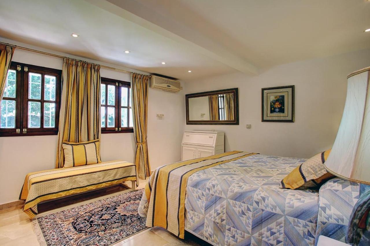 Exclusive Villa Las Palmeras Puerto Banus With Heated Private Swimming Pool, Marbella, Spain Exteriér fotografie