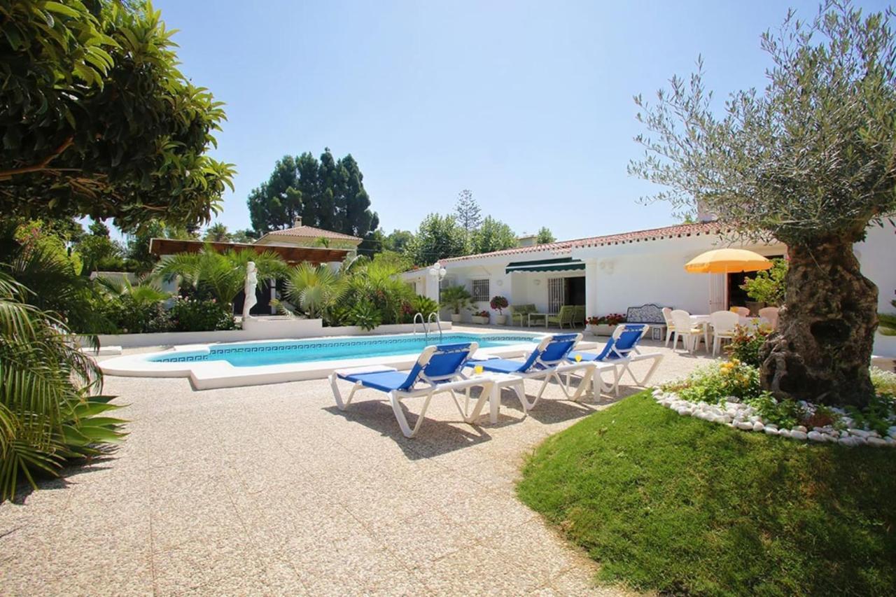 Exclusive Villa Las Palmeras Puerto Banus With Heated Private Swimming Pool, Marbella, Spain Exteriér fotografie