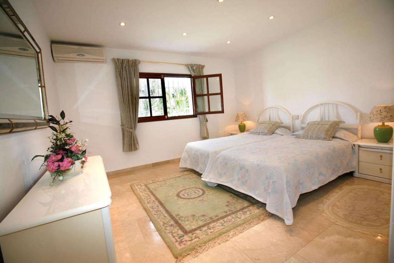 Exclusive Villa Las Palmeras Puerto Banus With Heated Private Swimming Pool, Marbella, Spain Exteriér fotografie