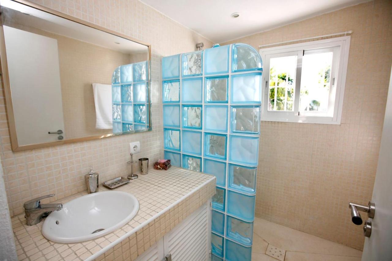 Exclusive Villa Las Palmeras Puerto Banus With Heated Private Swimming Pool, Marbella, Spain Exteriér fotografie